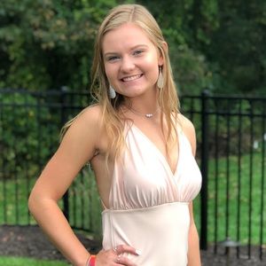 Meet your Posher, Leah